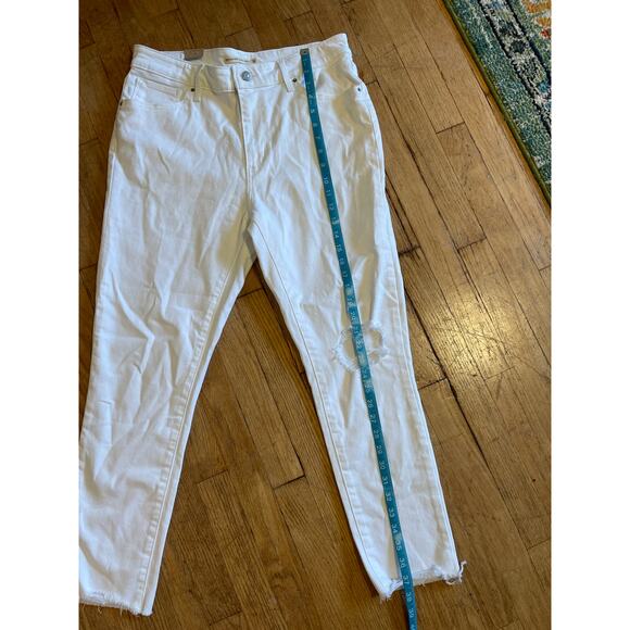 NWT Levis 721 High Rise White Skinny Jeans Size 32 - Picture 5 of 8